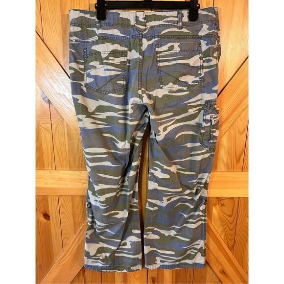 Cabela's Womens Bayou Pants Camo Cotton Ripstop Size 14/14 (4191) - Picture 5 of 10